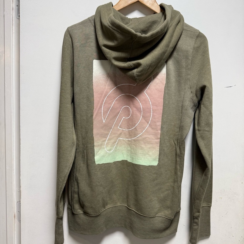 Peloton SU121 PELOTON ULTIMATE ZIP
HOODIE Size L - Picture 6 of 11